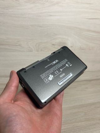 Impoluta Nintendo 3DS Gris Metálico