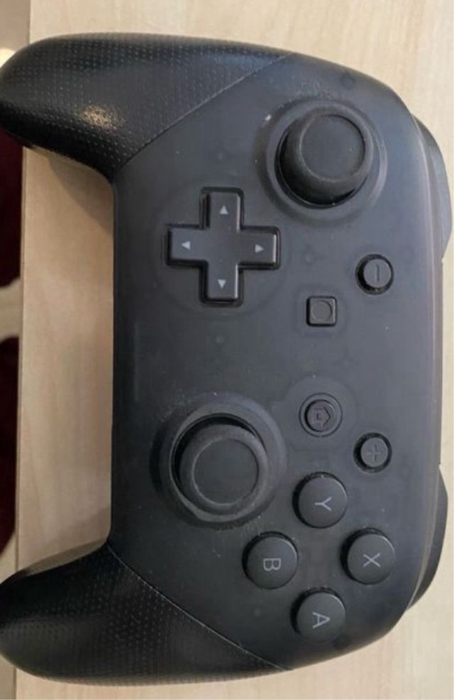 Nintendo switch y mando Pro