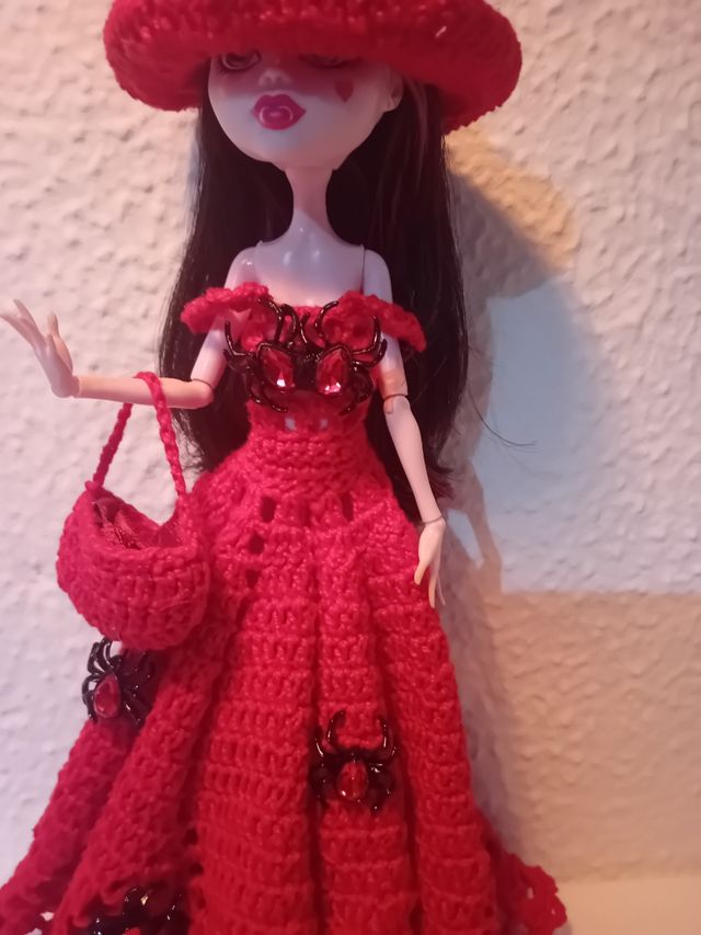 Vestido rojo victoriano para Monster High