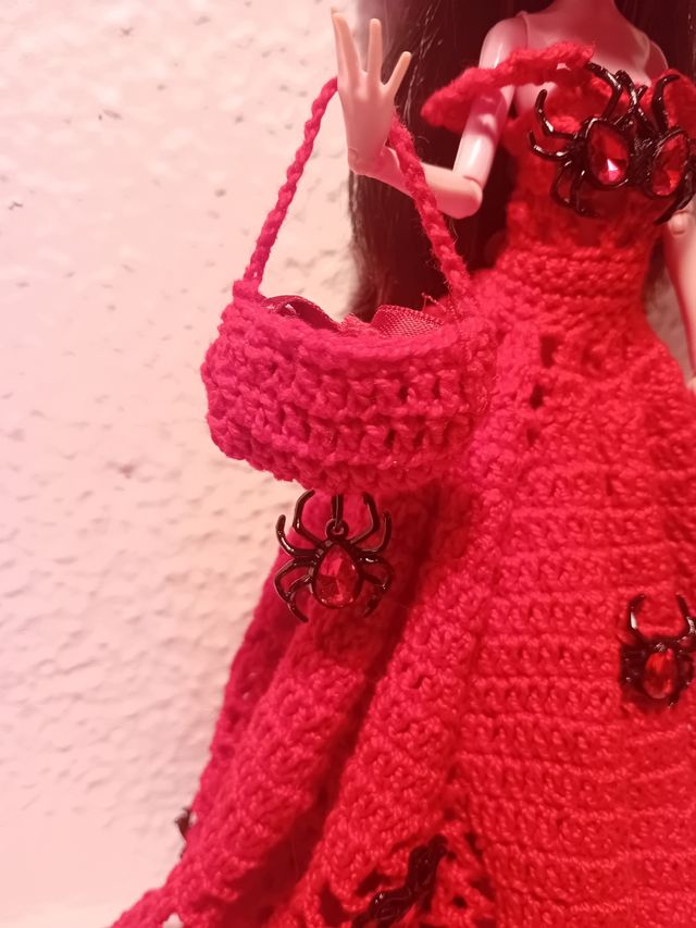 Vestido rojo victoriano para Monster High