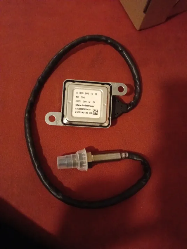 Sensor NOx Mercedes A0009051512