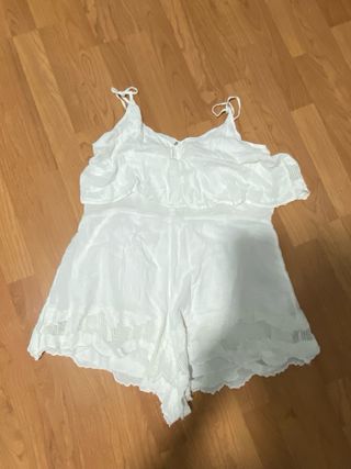 Mono corto Bershka blanco