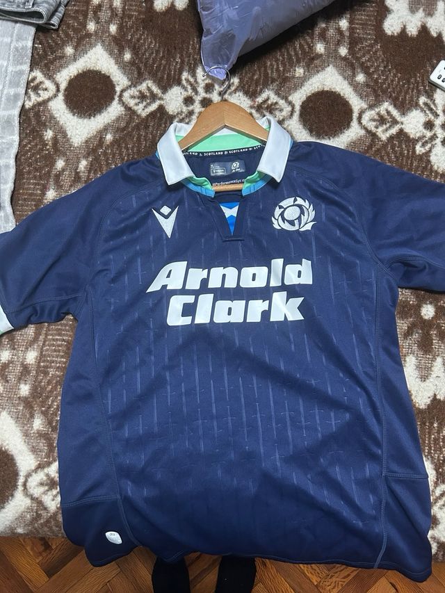 Camiseta oficial Rugby Arnold Clark Talla M