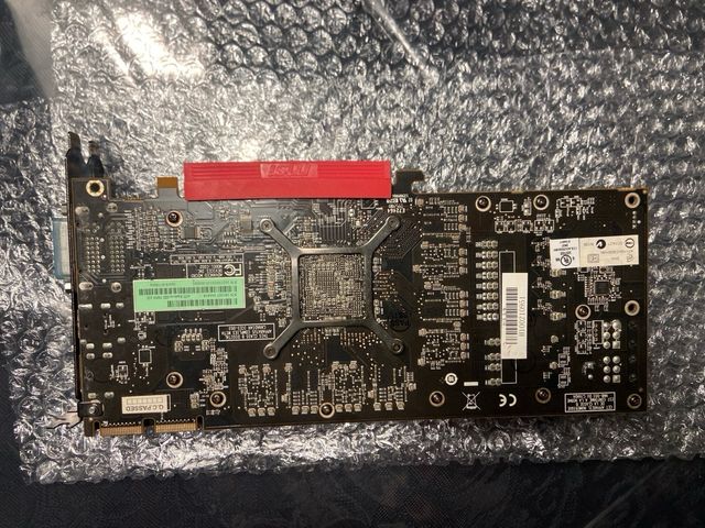 Gráfica ATI Radeon HD 5850 1GB