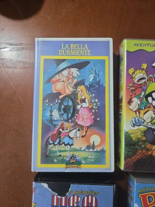 Lote 4 VHS Películas Animadas Español