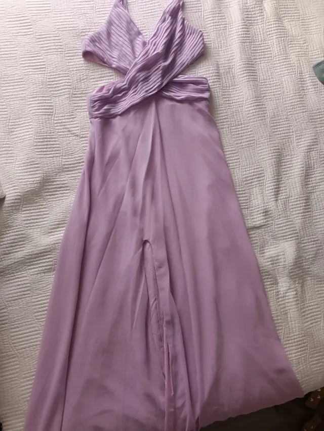 Vestito lungo lilla con apertura