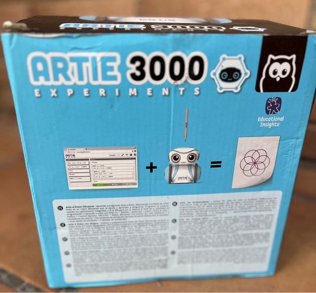 Robot Artie 3000 para experimentos