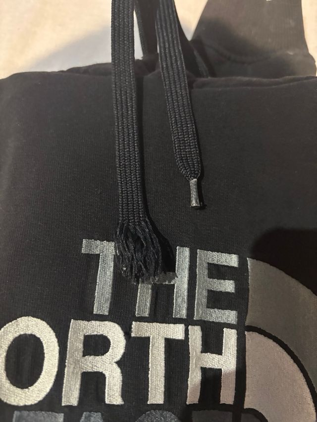 Sudadera The North Face Negra