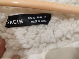 Chaqueta borreguillo blanca