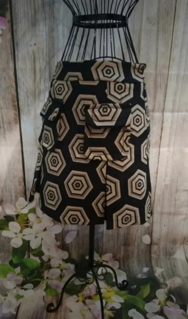 Falda Desigual Estampado Geométrico