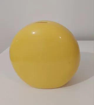 Hucha cerámica emoji feliz con lengua