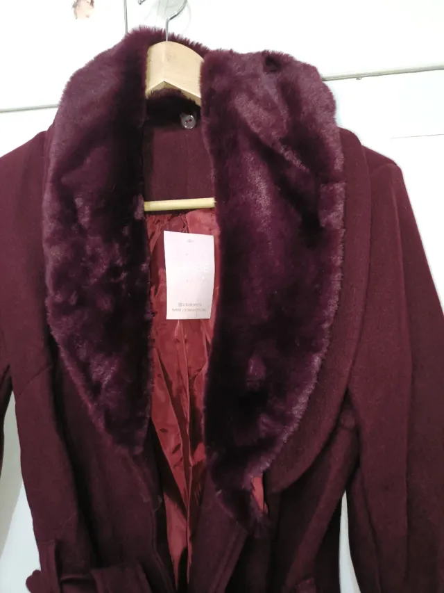 Abrigo largo buganvilla pelo extraíble