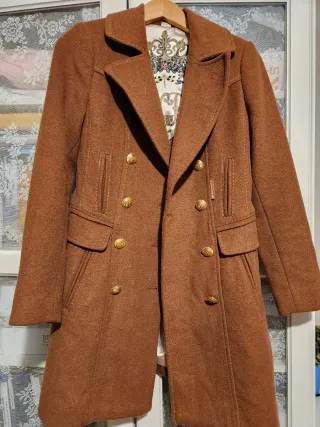 Abrigo Highly Preppy marrón Talla S