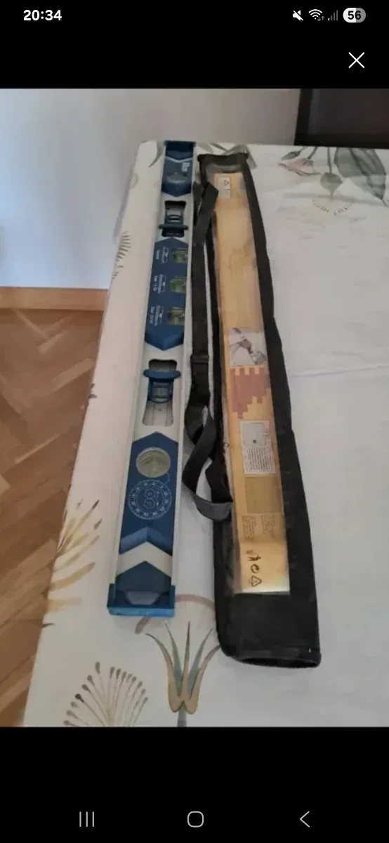 Livello idrostatico con custodia