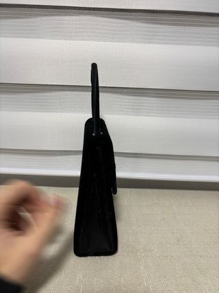 Bolso de mano terciopelo negro