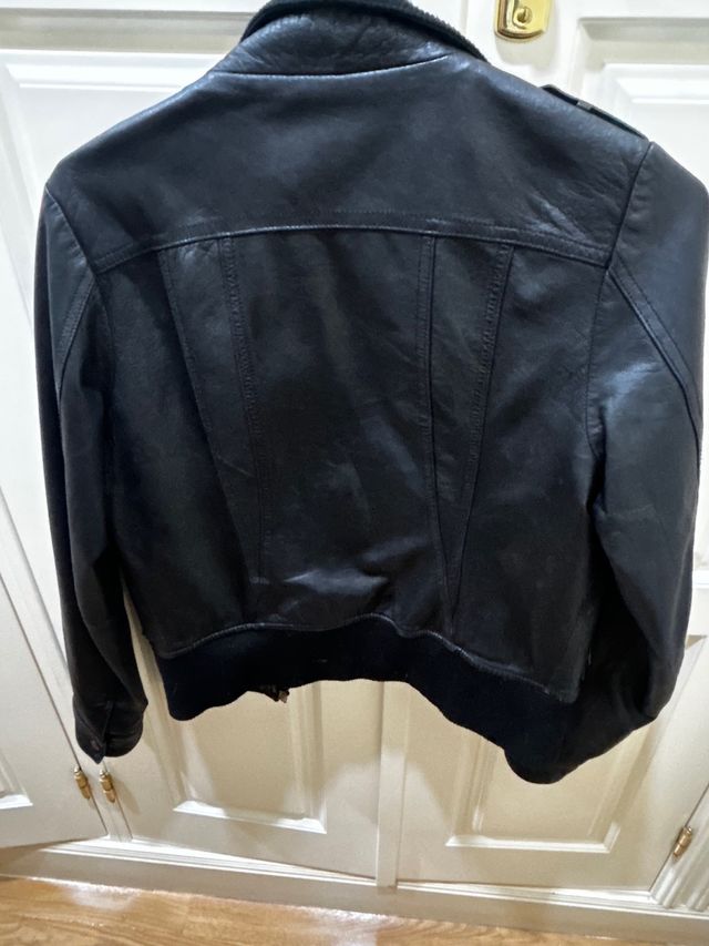 Chaqueta polipiel Zara Basic negra