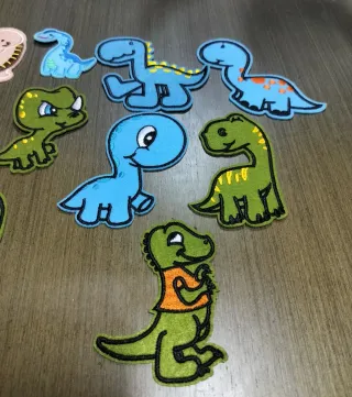 Parches termoadhesivos de dinosaurios