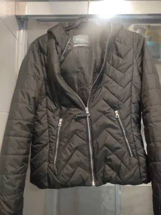 Cazadora ALCOTT Negra Talla M