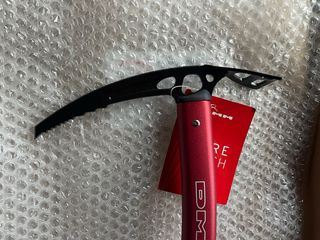 Piolet tecnico DMM Spire Tech 55 cms a estrenar