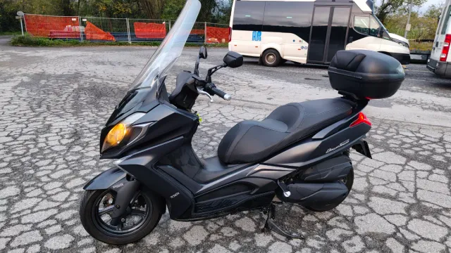 Kymco Downtown 350 350i ABS maxi Scooter 300