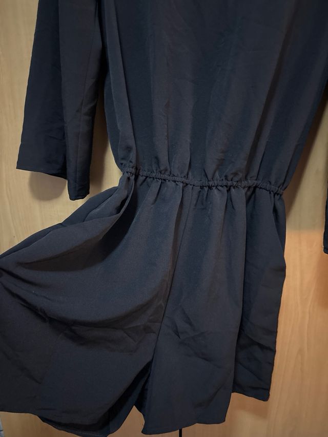 Mono negro manga larga