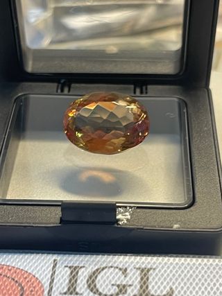 Zultanita Brasileña 15.5ct Oval