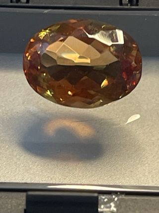 Zultanita Brasileña 15.5ct Oval