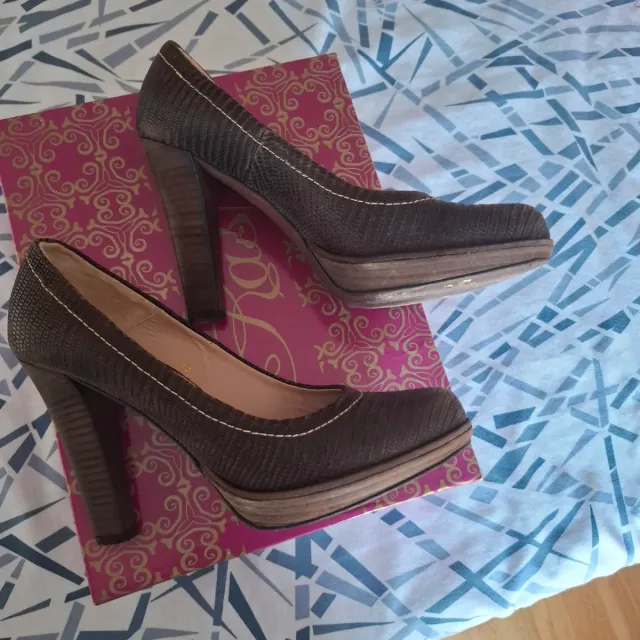 Zapatos Gloria Ortiz Marrones Talla 38