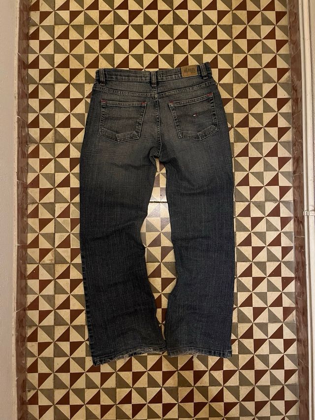 Pantalones vaqueros Tommy Hilfiger acampanados
