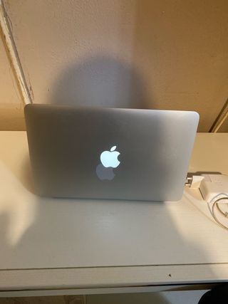 Apple MacBook Air A1465 Plata