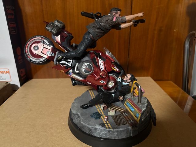 Figura Cyberpunk 2077 Moto