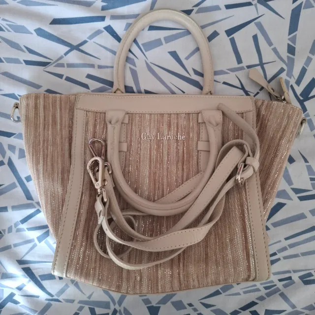 Bolso Guy Laroche Beige y Dorado