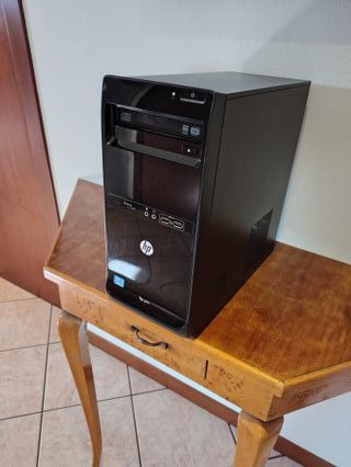 PC Desktop HP i3 con Windows 11