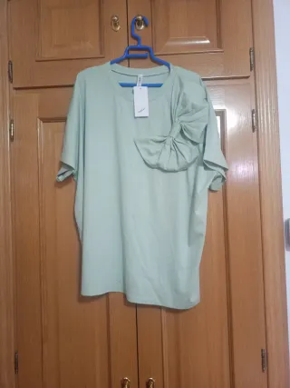 Camiseta verde con lazo talla XXL
