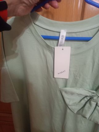 Camiseta verde con lazo talla XXL