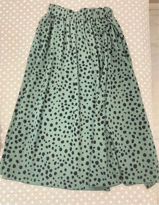 Falda larga verde estampado animal print verde
