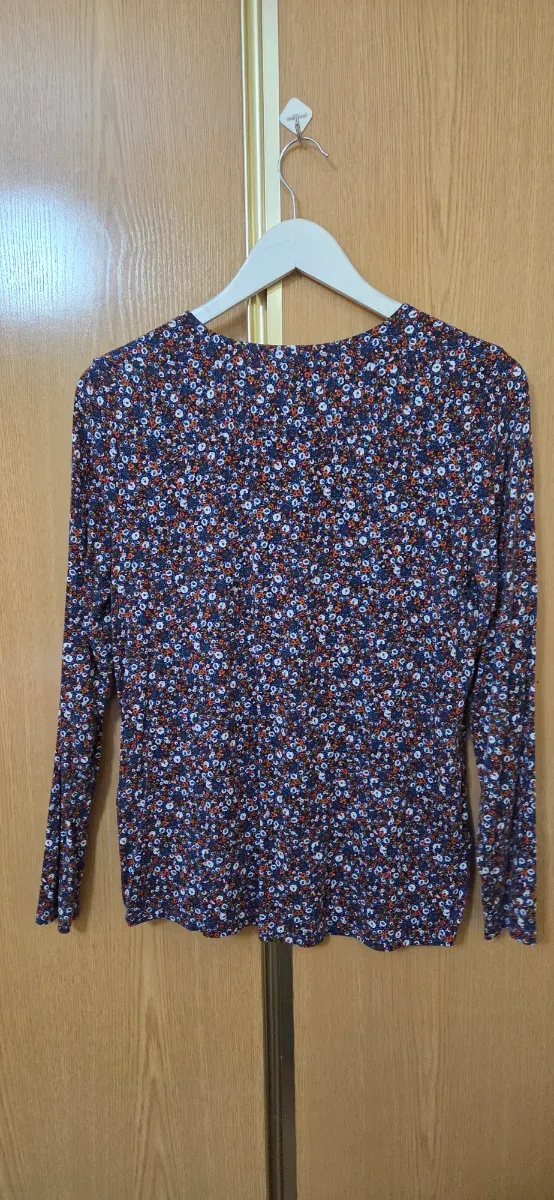 Blusa Caroll Talla S Estampado Floral