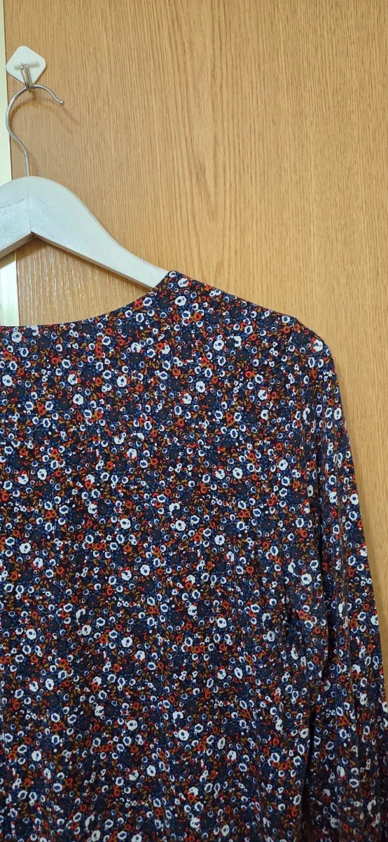 Blusa Caroll Talla S Estampado Floral