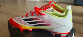 Botas Fútbol Adidas F50 Blancas Rojas