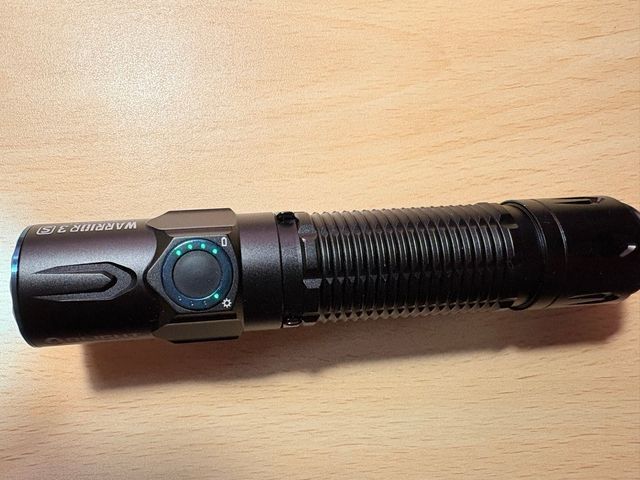 Linterna Olight Warrior 3S