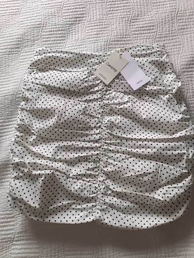 Gonna Mango a pois svolazzata