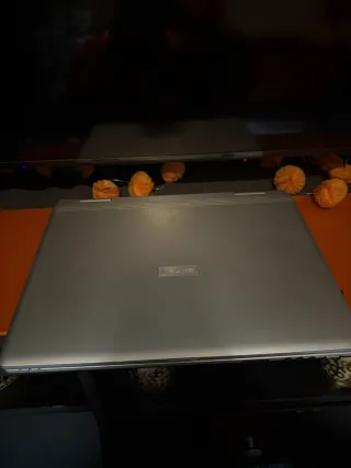 3 Portátiles  Acer Beige/Negro y AHTEC gris