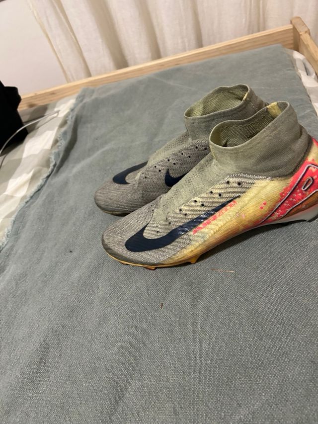 Botas de fútbol Nike