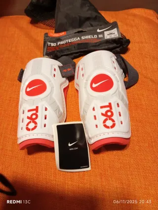 Parastinchi Nike T90 Protegga Shield III