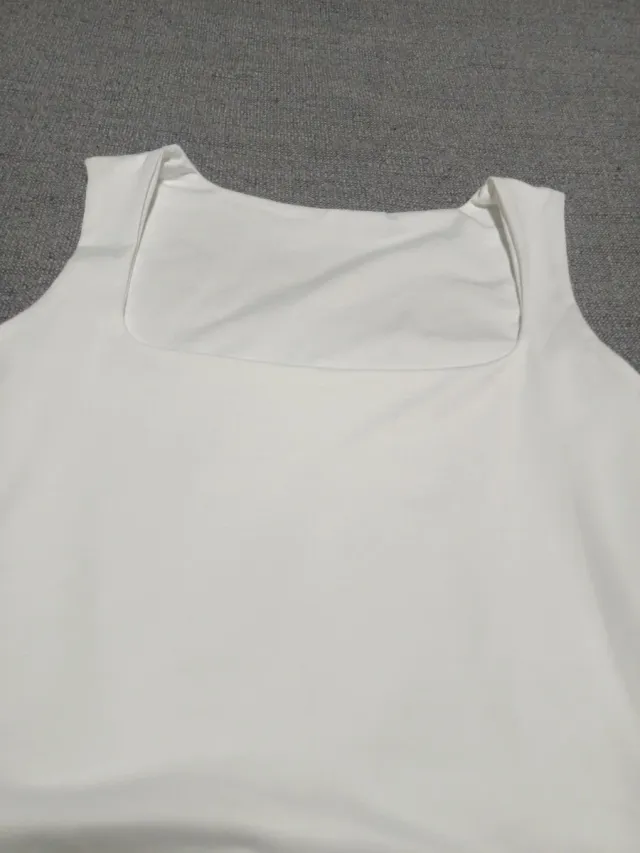 Body blanco tirantes escote cuadrado