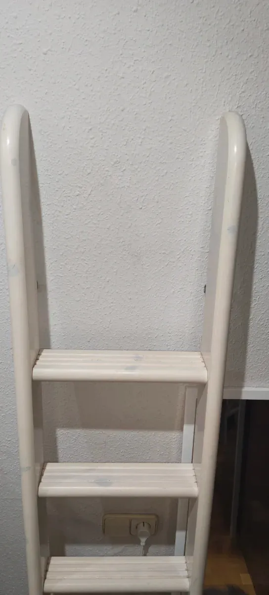 Escalera para litera, lacado en blanco, beige.
