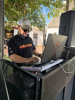 DJ VALENCIA