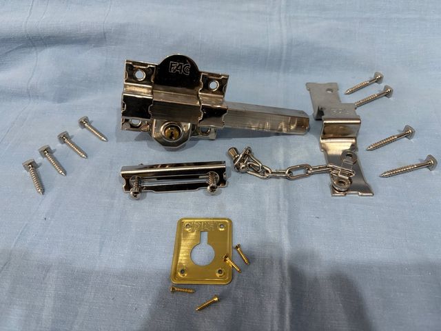 Cerrojo FAC de seguridad con llave y cadena