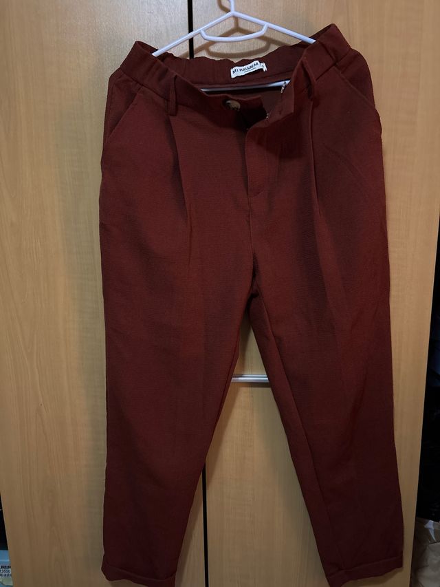 Pantalón Pull&Bear Rojo Talla M