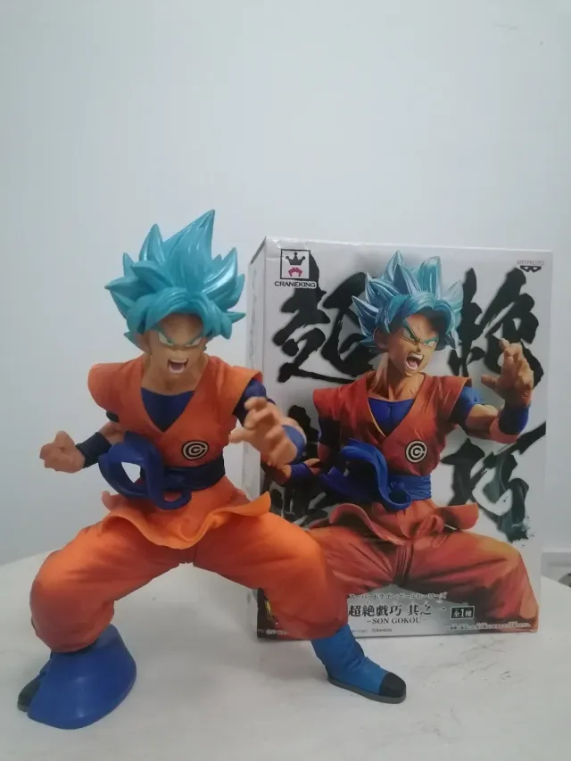 Figura Dragon Ball Z Son Goku Super Saiyan Blue